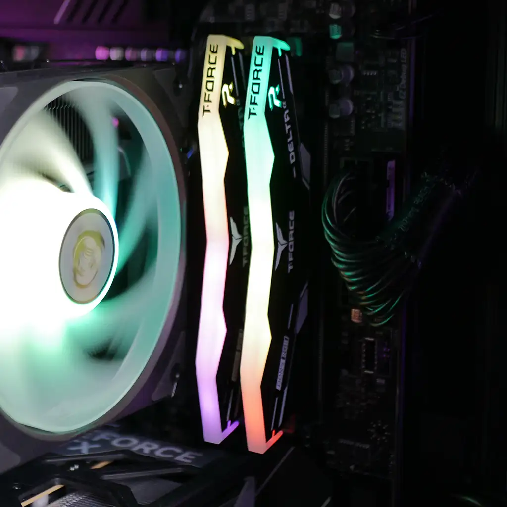 BYPD x MSI Gaming PC AMD Ryzen 7 8700F RTX 5050 8GB
